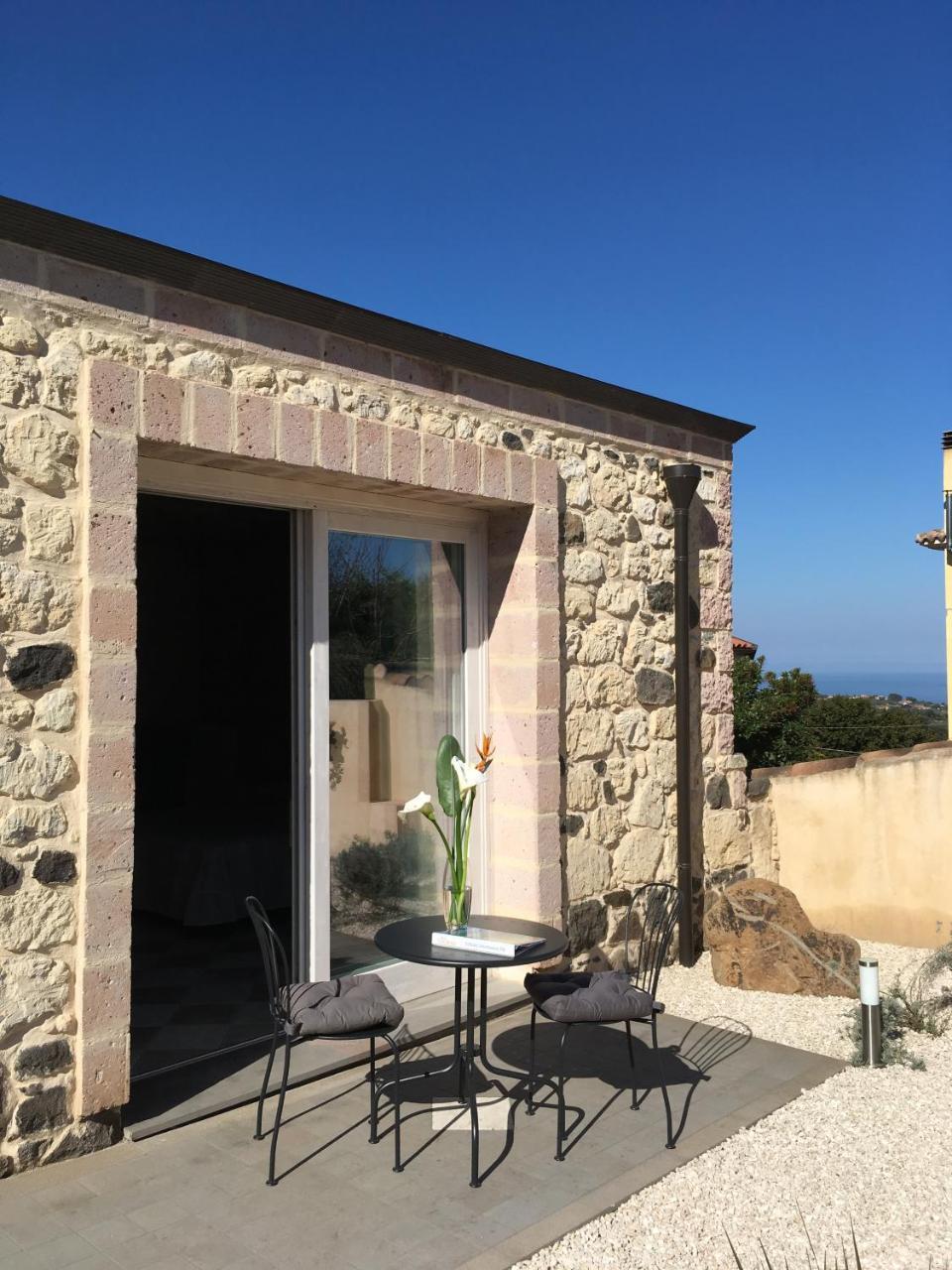La Petite Maison Tresnuraghes Exteriör bild