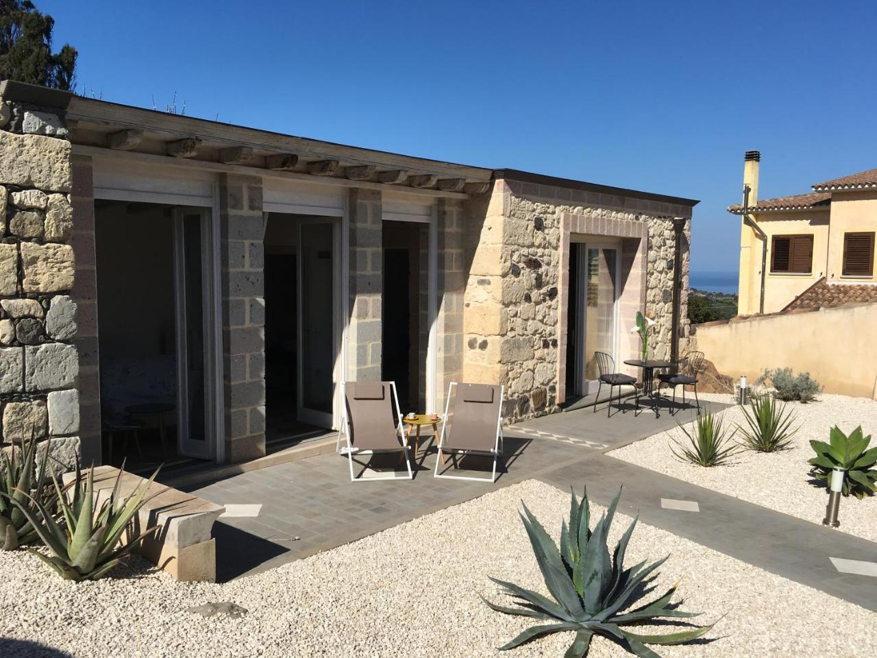 La Petite Maison Tresnuraghes Exteriör bild